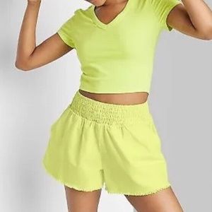 B4B9. Women's High-Rise Woven Pull-On Shorts - Wild Fable™